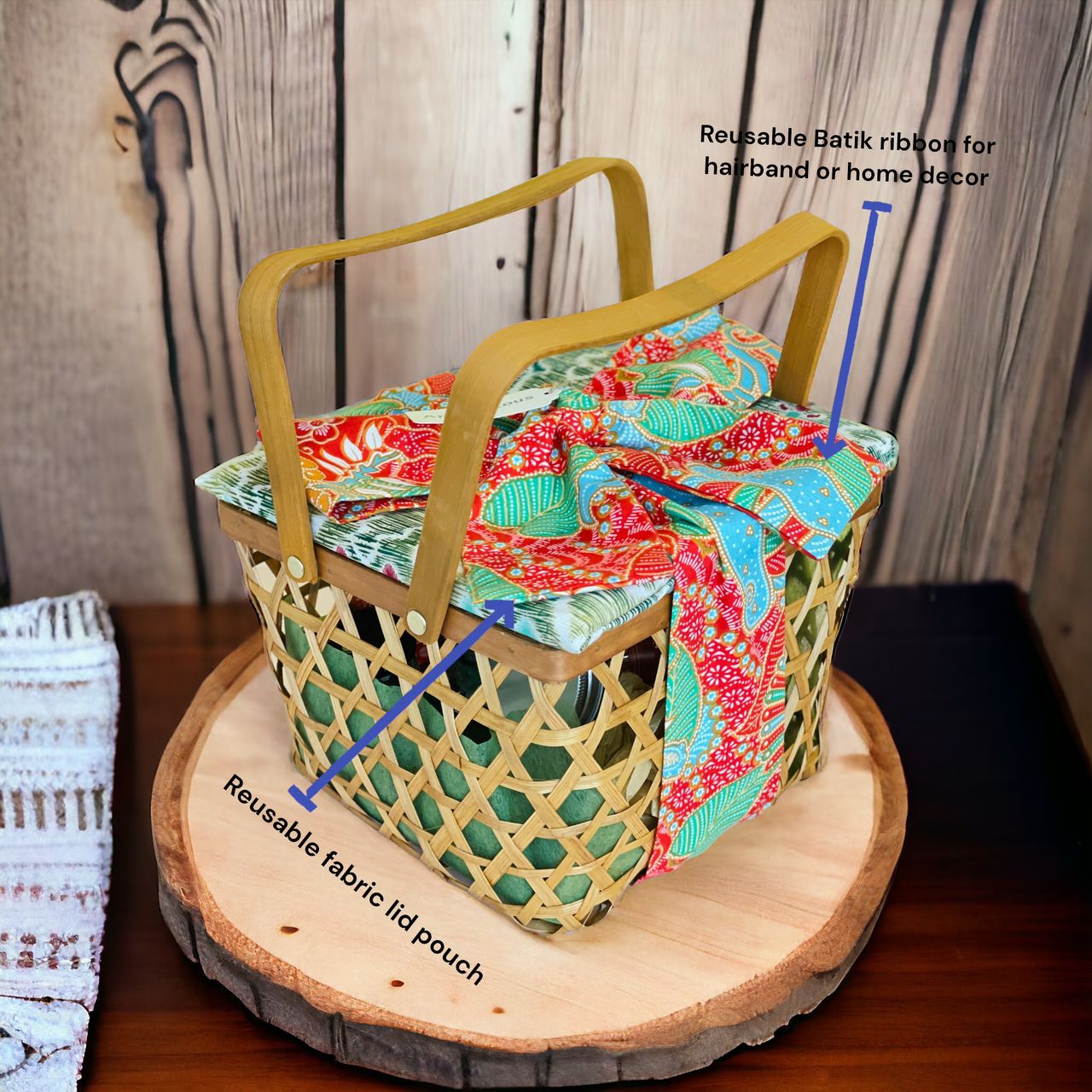 Reusable Wooden Egg Basket for Gift Packaging