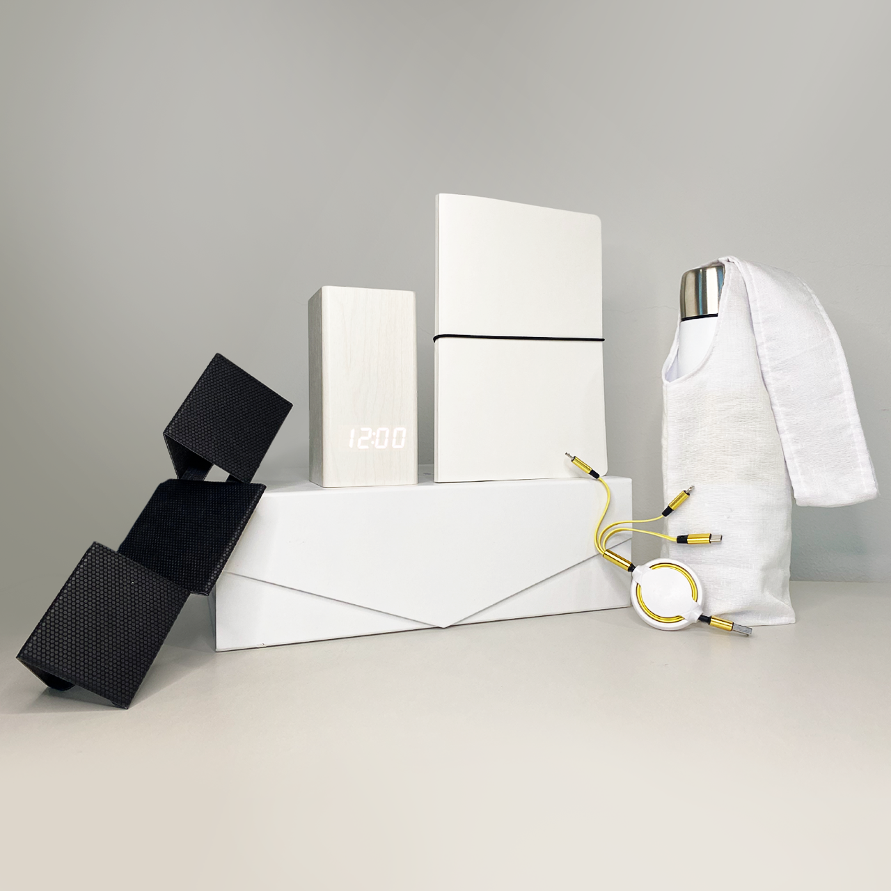 Minimal Everyday Essential Set