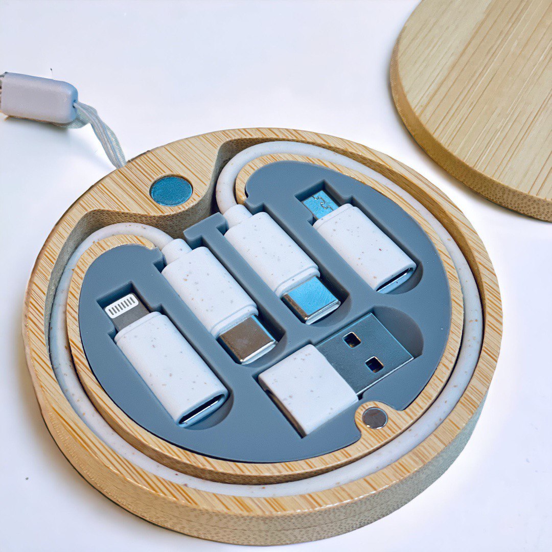 5-in-1 Cable Connector in Bamboo Case
