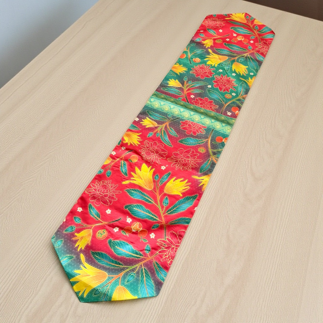 Handmade Batik Table Runner - Kongsi Raya 2026 Edition