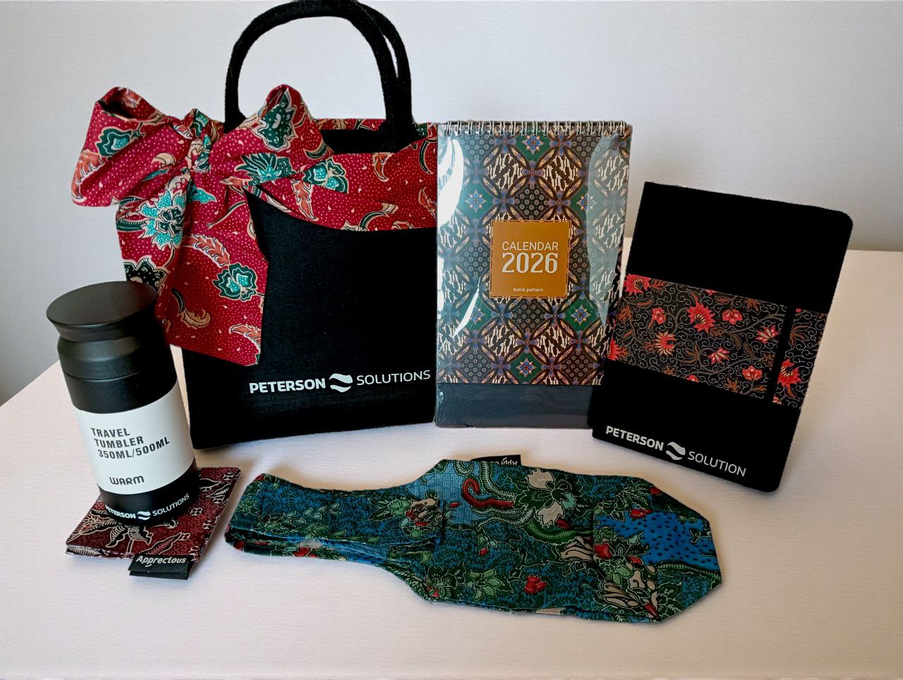 Batik harmony gift set malaysia.jpg