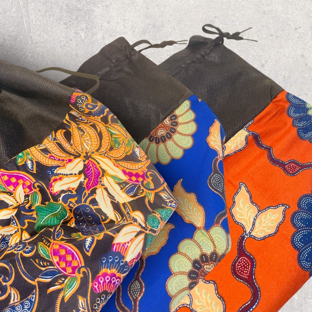 Batik Drawstring Bag with Handle (Non-Woven)