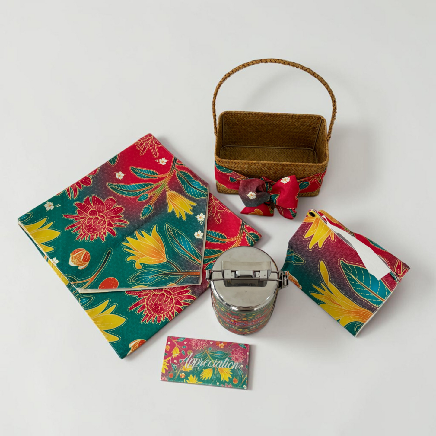 The Jalinan Kasih Kongsi Raya Hamper Set