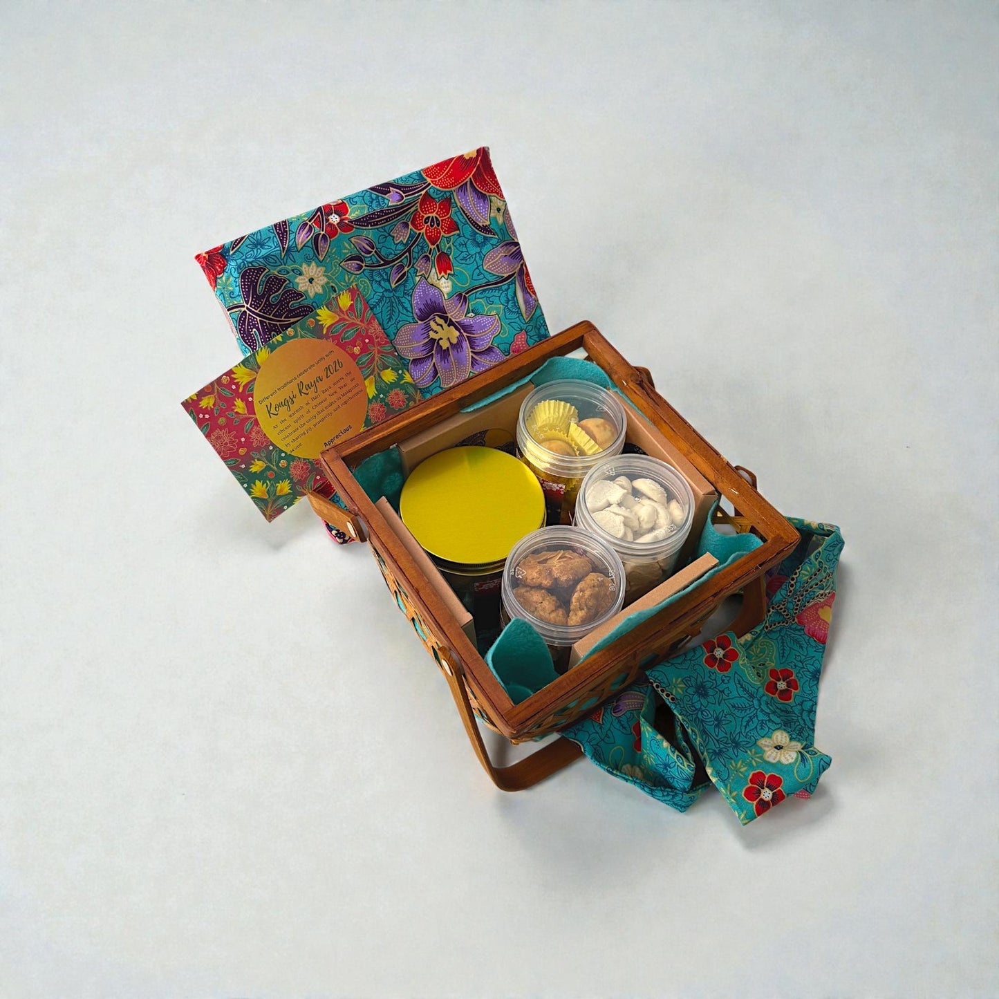 Kongsi Raya Heritage Flavours and Unity Gift Basket