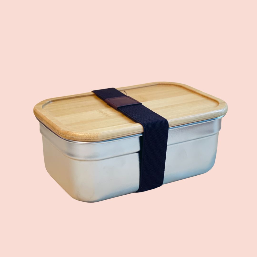 Stainless steel lunch box with bamboo lid